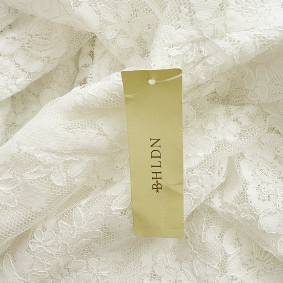 NWT V. Chapman The Jules Dress in White Chantilly Lace Size 2 - Picture 13 of 17